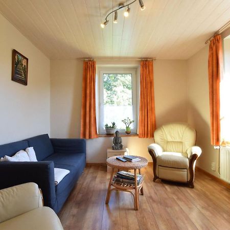 Cozy Holiday Home Near The Forest In Bovigny ゴウブー エクステリア 写真