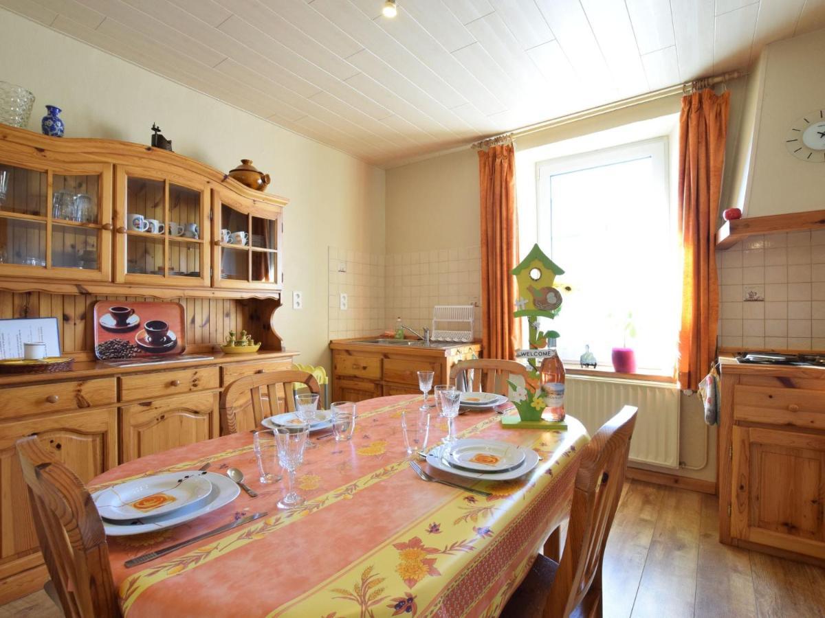Cozy Holiday Home Near The Forest In Bovigny ゴウブー エクステリア 写真