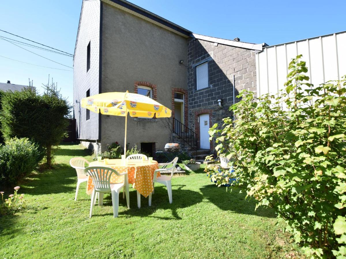 Cozy Holiday Home Near The Forest In Bovigny ゴウブー エクステリア 写真